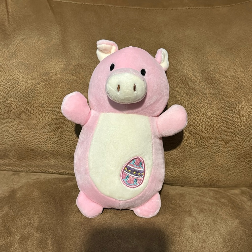 Squishmallow 8 inch Pig no tags - Easter egg